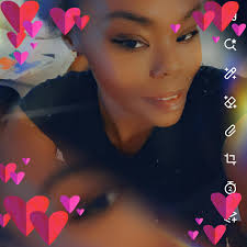 Coi Leray shares new photos of her baby daughter 🍼