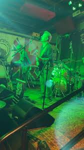 So grateful to Kodiak, Lisa, Brooke and all the incredible staff at  Wetlands Taphouse in Lapine for such a fun and beautiful evening! You guys  were just awesome!#