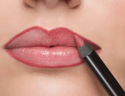 So, to make the magic, here are we. Make Your Lips Look Bigger Artdeco Makeup Tips