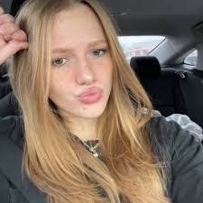 Ella Kendrick's Instagram, Twitter & Facebook