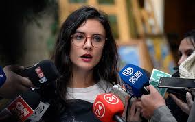 We did not find results for: La Incongruencia En El Proyecto De 40 Horas De Camila Vallejo