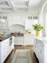 37 Stunning Kitchen Ideas White Cabinets White Cottage Kitchens Cottage Style Kitchen Cottage Kitchens