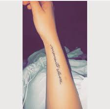 Memento Vivere Remember To Live Tattoo Latin Tattoos Tattoo Fonts Trendy Tattoos