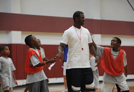 Kids foot locker tv spot, 'dreams' featuring chris paul. Nba Star Chris Paul Launches Month Long Initiative To Draft One Million Kids Into A Path Of Financial Freedom And Generational Wealth Who S Who In Black