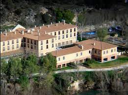 According to the 2007 census (ine), the municipality has a population of 1,371 inhabitants. El Balneario De Trillo Tuvo Que Ser Desalojado Por Un Incendio Guadalajaradiario Es Guadalajaradiario Es