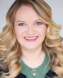 Carolina Leon's Instagram, Twitter & Facebook