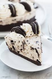 This No Bake Oreo Cheesecake Is Made With Just A Few Ingredients It S So Silky Smooth And Loaded Wi Oreo Cheesecake Recipes Oreo Cheesecake Cheesecake Recipes