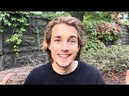 Lisa Oquendo's Instagram, Twitter & Facebook