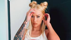 Последние твиты от iggy azalea (@iggyazalea). Iggy Azalea Recreates Britney Spears 2002 Sexsi Outfit Pic