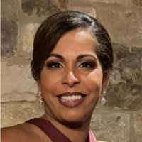 Edna Crowell's Instagram, Twitter & Facebook