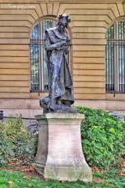 Statue De Dante Realisee En 1882 Par Jean Paul Aube Square Michel Foucault 75005 Paris Statues Monuments