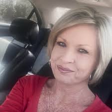 ISO: someone to do family photos