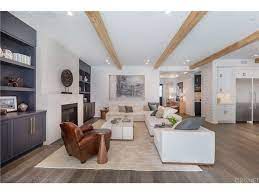 Kelly Rowland S Sherman Oaks Home 3 45 Million Best Living Room Design Modern White Living Room White Leather Sofas