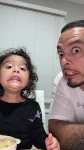 Stephanie Mole's Instagram, Twitter & Facebook