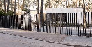Check spelling or type a new query. 14 Gifs Die Dich Einfach Nur Unendlich Befriedigen Werden Fancy Fence Fence Design Retractable Gate