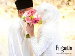 Sebelum berkahwin saya telah jatuh cinta dengan suami orang yang berusia 39 tahun. Baca Pesanan Menarik Lelaki Ini Jodoh Yang Allah Telah Tetapkan Tidak Pernah Salah Orang Pesona Pengantin