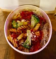 You can use whatever types of pastas and toppings you and your guests would enjoy, but here's what i used for our special diy pasta bar: Fusilli Arrabbiata And Toppings Picture Of The Happy Cat Pasta Bar Bansko Tripadvisor