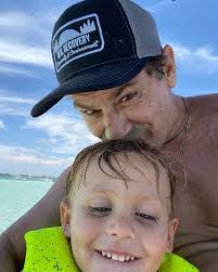 Chris Hannan's Instagram, Twitter & Facebook