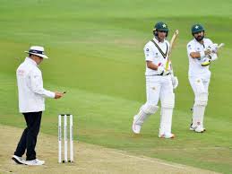 Indian captain virat kohli shakes hands with england player ben stokes after winning the second t20 cricket match between india. England Vs Pakistan 2nd Test Bad Light Forces Early Stumps On Day 2 Pakistan 223 9 Cricket News Times Of India