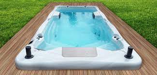 Browse our huge selection of whirlpool home appliances. Amazonas Outdoor Whirlpools Und Swim Spas Von Wellis