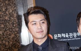 SKT Head Coach cCarter: "I don't think Huni and Peanut are in a bad  shape...I believe in them."