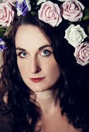 Nancy Kerr's Instagram, Twitter & Facebook