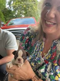 Ms. Magnolia Brown and her little buddy Nelson are ready for Christmas. 😆  I love dressing them up.