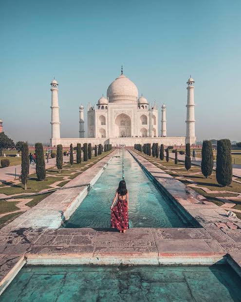 Resultado de imagen de taj mahal historia"