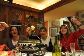 We're looking at bringing tdpp to other cities to join the this year, the dinner party project's table was decorated with flowers, candles, greenery, and of. How To Throw A Flawless Holiday Dinner Party