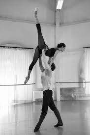 Pinterest Xoxaudreyxox Pinterest Tights Xoxaudreyxox Danceandmovement Pin Danceandmovement Pi Photographie De Ballet Couple De Danseurs Danse De Bal