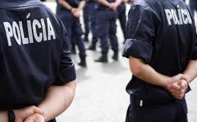 Substantivo feminino desrespeito direcionado a algo santo ou sagrado; Mais De 100 000 Euros Cobrados Pela Psp Em Multas De Violacao Do Estado De Emergencia Economia Jornal De Negocios