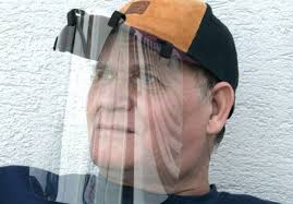 A face shield, an item of personal protective equipment (ppe), aims to protect the wearer's entire face (or part of it) from hazards such as flying objects and road debris, chemical splashes (in laboratories or in industry), or potentially infectious materials (in medical and laboratory environments). Gesichtsschutz Gunstig Gedruckt Vdi Nachrichten
