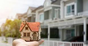 Rumah adalah tempat kita memperlakukan teman kita seperti layaknya keluarga, dan keluarga kita seperti layaknya teman. 5 Definisi Keluarga Yang Sesungguhnya Popmama Com