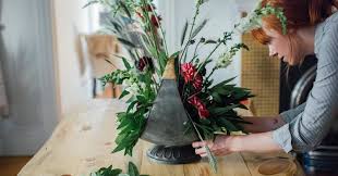 In this video, i am showing you a simple and easy corner floral pattern. The Importance Of Floral Design