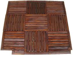 Pallet Deck Easy Temporary Deck That Could Be Moved Pallet Patio Pallet Decking Patio Railing