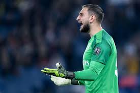 Gianluigi donnarumma is in a relationship with alessia elefante. Should Ac Milan Sell Gianluigi Donnarumma A Look At Goalkeeping Finances The Ac Milan Offside