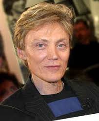 De son côté, le chanteur a également assuré, trois fois par semaine, son émission de télévision. Patrick Loiseau Discography Discogs