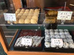 西河製菓店 二子玉川 団子と豆大福を持ってピクニックができる 世田谷ローカル 和菓子屋 大福 ピクニック