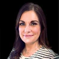 Dena Comer's Instagram, Twitter & Facebook