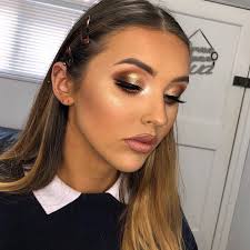 Swipe for eyes open 👀