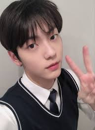 Txt Can T We Just Leave The Monster Alive Can T We Just Leave The Monster Alive Txt Fanfic In 2020 Txt Tomorrow Boy Groups
