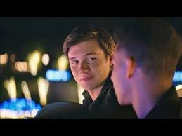 He hasn't told his family or friends that he's gay, and he doesn't know the identity of the anonymous classmate that he's fallen for online. Love Simon Bram And Simon It S You Kiss Scene Full Hd Clip 2018 Youtube