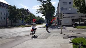 Verkehrssunder In Der Stadt Verkehrsregeln Gelten Nicht Nur Fur Autofahrer