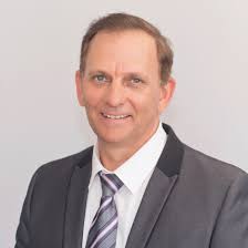 Ben Coombes is from Wollongong and has never caught a Barra…he's never even  fished for one. This is the story of his chase for an Australian icon