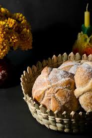 Tradicional Pan De Muerto Receta Pan De Muerto Pan De Dulce Recetas De Comida