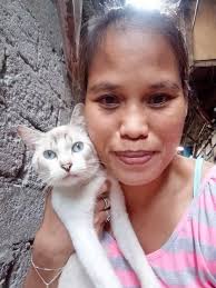 George the cat dropping by my feed 💕