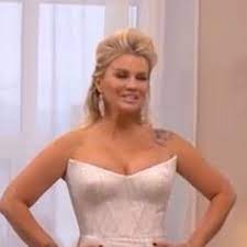 Kerry katona out shopping in cheshire 07/01/2021. 0onbx46v47tnmm