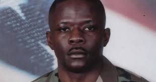 After extraordinary sacrifice, and years of delay, Alwyn Cashe gets his  Medal of Honor