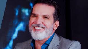 Fernando Moraes: "A escola tem que ser espaço de humanização"