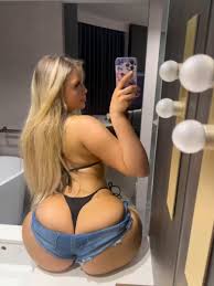 @bootybyshels video Tweet